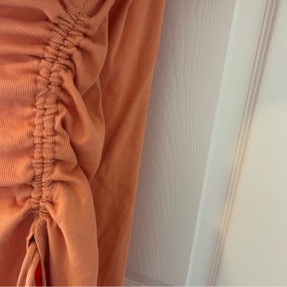 Orange Midi Sinched Side Dress ☀️ - Picture 3 of 6